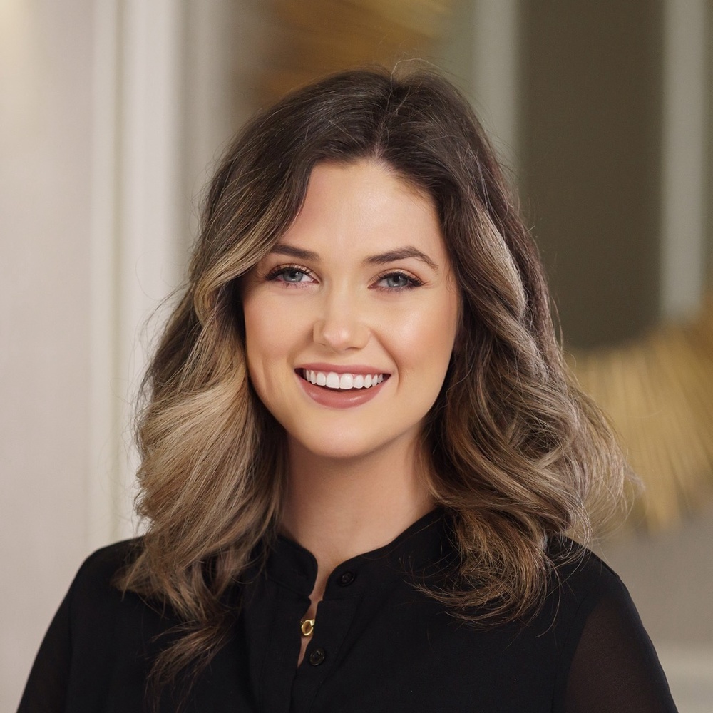 Meet your Posher, Whitney